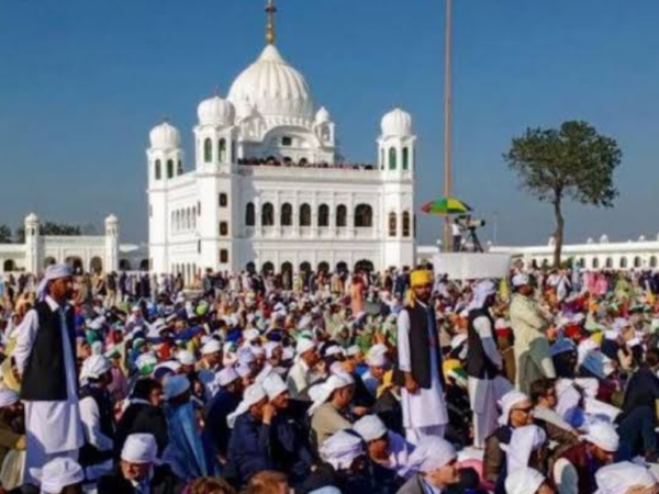 کرتارپور میں تین روزہ تقریبات اختتام پذیر، سکھ یاتریوں نے بند راہداری کا معاملہ اٹھادیا