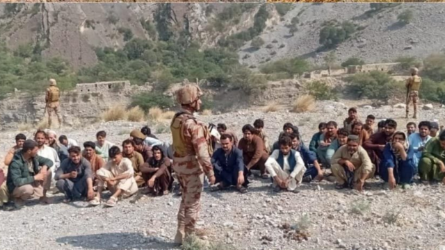 انسانی اسمگلنگ کی کوشش ناکام ، بلوچستان میں بڑی کارروائی، خواتین اور بچوں سمیت 103 افغان شہری گرفتار
