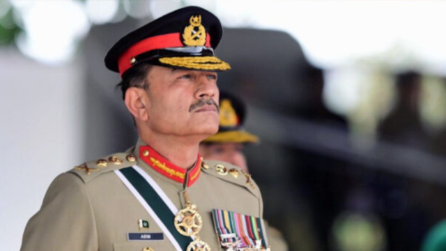 خیبر پختونخوا میں دہشت گردی کے خلاف کارروائیاں، فیلڈ مارشل عاصم منیر نے اہم ہدایات جاری کردیں