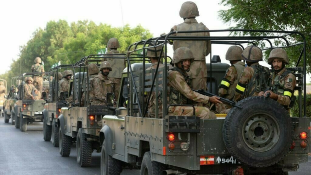 شمالی وزیرستان اور ہنگو میں آپریشن، 10 دہشت گرد ہلاک، آئی ای ڈی حملے میں 6 اہلکار شہید