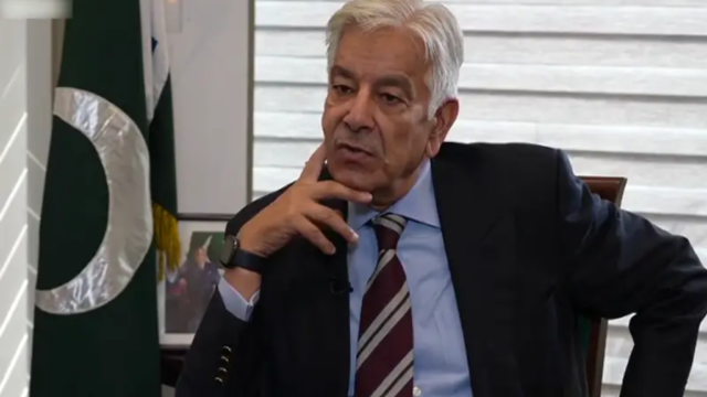 مقدس مقامات پر حملہ ہوا تو پاکستان جواب دینے کا پابند ہے، خواجہ آصف کا دوٹوک مؤقف