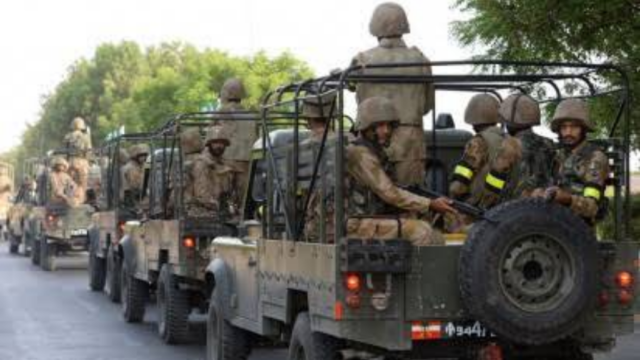 کرم میں سرحد پار دراندازی کی کوشش ناکام، 12 دہشت گرد ہلاک، پاک فوج کا جوان شہید