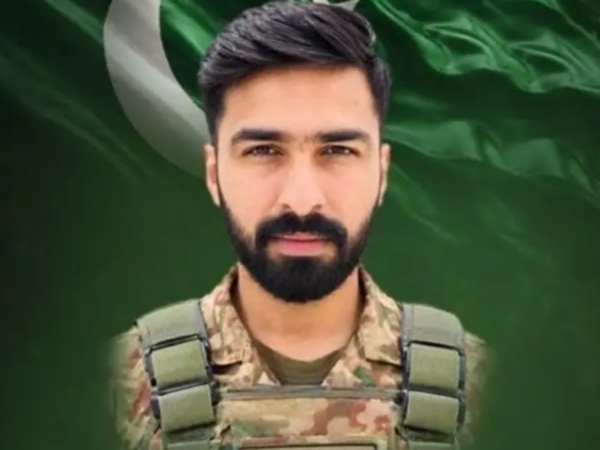 بلوچستان میں آپریشن کے دوران میجر شہید، چار دہشت گرد ہلاک؛ اسلحے کی بڑی کھیپ برآمد