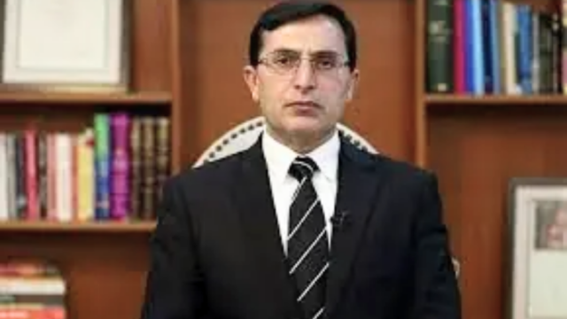مذاکرات کا دروازہ ابھی بند نہیں ہوا، عمران خان سے ملاقات ہو تو بات چیت کل بھی شروع ہوسکتی ہے: گوہر