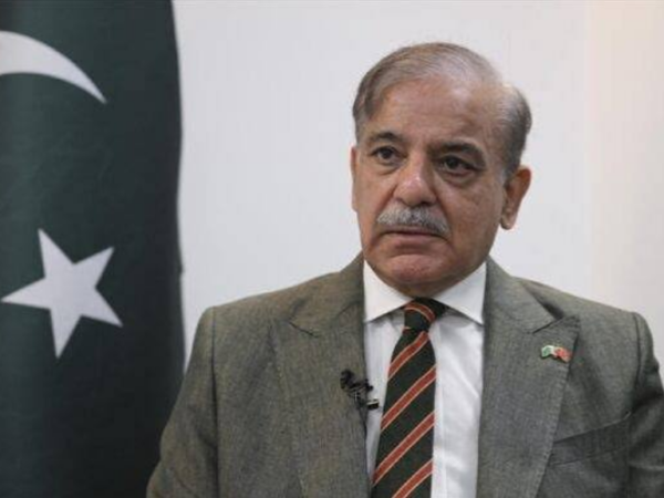ایک کلو خالص سونا، قیمتی قالین اور دیگر تحائف؛ حکومت نے توشہ خانہ کی تفصیلات جاری کردیں