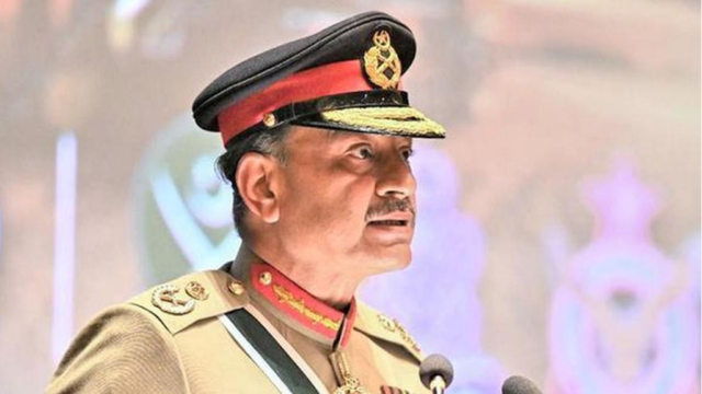 بھارتی سرپرستی میں سرگرم دہشت گرد گروہوں کے خلاف مہم پوری شدت سے جاری رہے گی ; فیلڈ مارشل عاصم منیر کا دہشت گردوں کے خلاف کارروائیوں میں تیزی کا اعلان